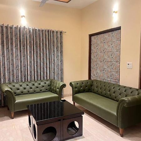 5Bhk Home Away From Home At Ranjit Avenue Амритсар Екстериор снимка