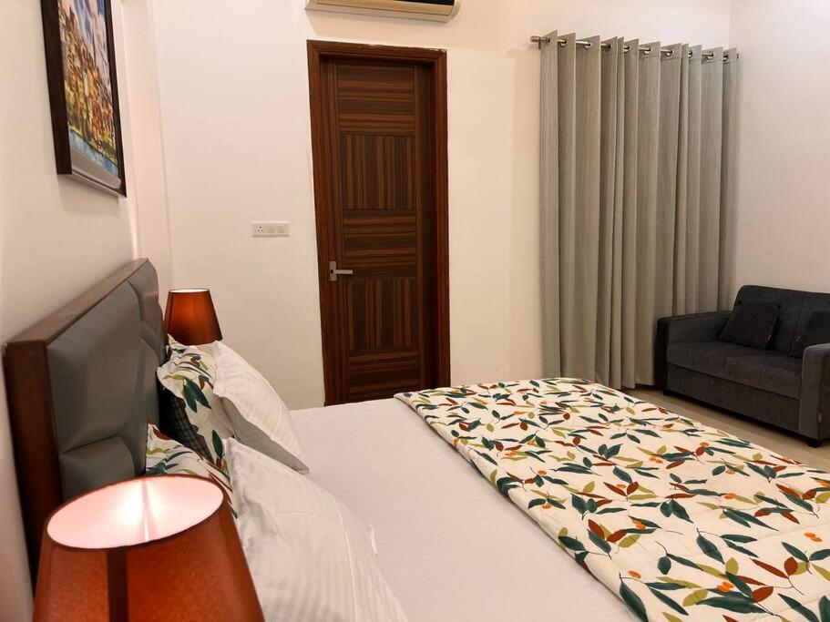 5Bhk Home Away From Home At Ranjit Avenue Амритсар Екстериор снимка