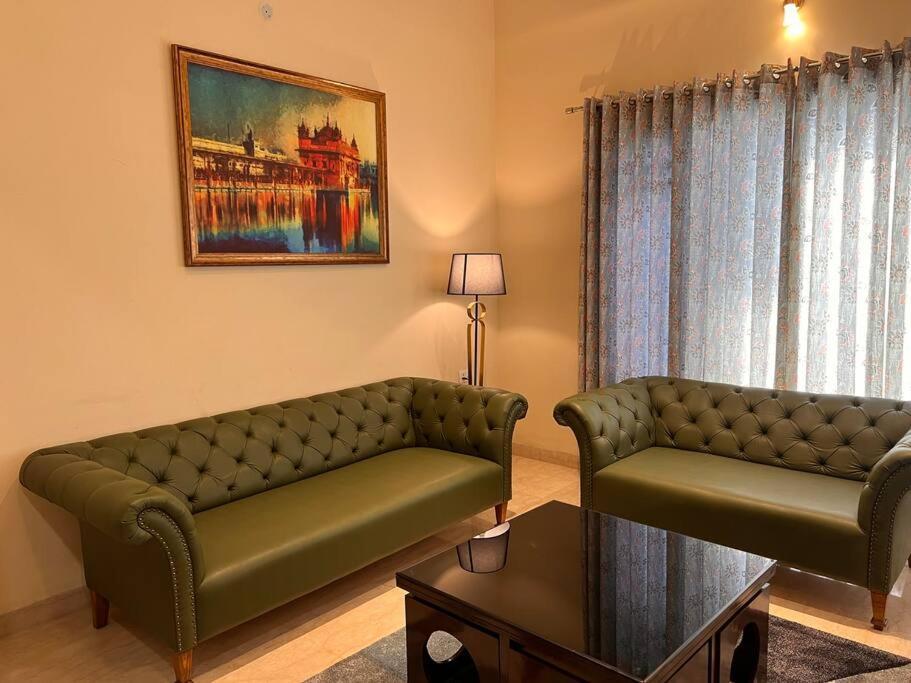 5Bhk Home Away From Home At Ranjit Avenue Амритсар Екстериор снимка